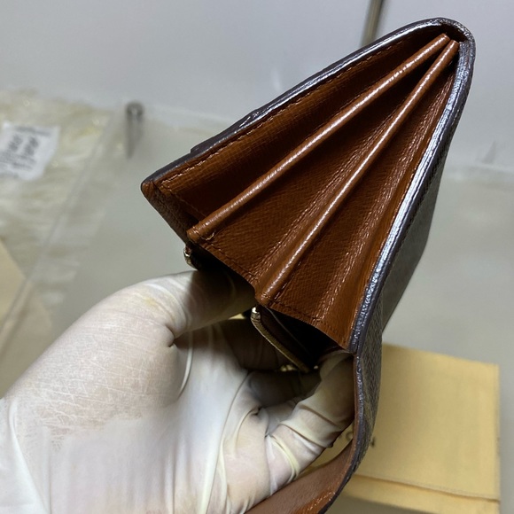 Portefeiulle Sarah Long Bifold Wallet With duster - Picture 8 of 16